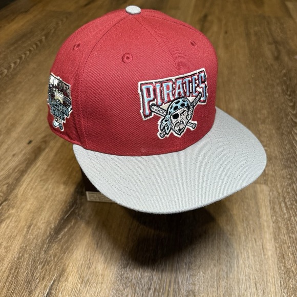 Hat Club Pittsburgh Pirates NewEra Cap 7 3/4 All Star Patch Brick House Red Blue